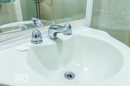 Apartamento à venda com 120m², 3 quartos e 1 vagaBanheiro Quarto 3 - Suíte