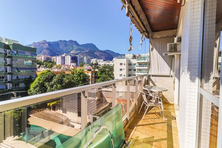 Apartamento à venda com 120m², 3 quartos e 1 vagaVaranda Quarto 2 e Quarto 3