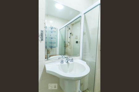 Apartamento à venda com 120m², 3 quartos e 1 vagaBanheiro Quarto 3 - Suíte