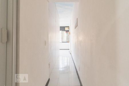 Corredor de apartamento para alugar com 1 quarto, 28m² em Centro, Rio de Janeiro