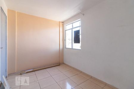 Quarto 1 de apartamento para alugar com 2 quartos, 55m² em Tingui, Curitiba