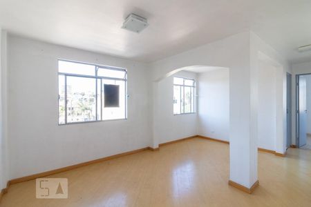 Sala de apartamento para alugar com 2 quartos, 55m² em Tingui, Curitiba