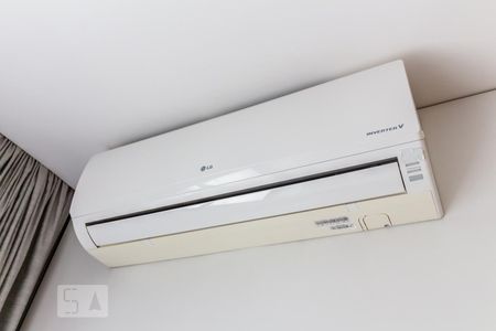 Apartamento à venda com 212m², 3 quartos e 3 vagas Apartamento à venda com 212m², 3 quartos e 3 vagasDetalhe da Suíte 1