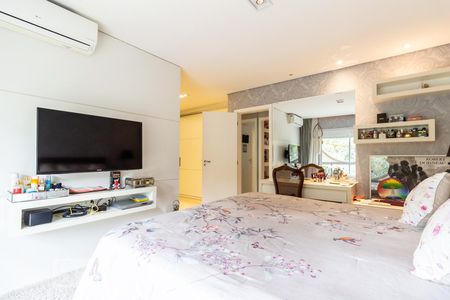 Apartamento à venda com 212m², 3 quartos e 3 vagas Apartamento à venda com 212m², 3 quartos e 3 vagasSuíte 1