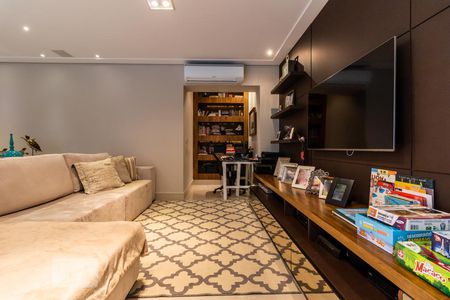 Apartamento à venda com 212m², 3 quartos e 3 vagas Apartamento à venda com 212m², 3 quartos e 3 vagasSala