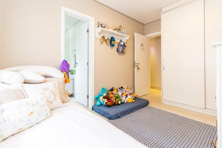 Apartamento à venda com 212m², 3 quartos e 3 vagas Apartamento à venda com 212m², 3 quartos e 3 vagasSuíte 3