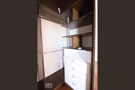Apartamento para alugar com 106m², 3 quartos e 1 vagaCloset 