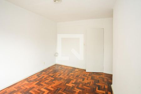 Quarto de apartamento à venda com 1 quarto, 68m² em Rubem Berta, Porto Alegre