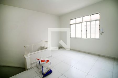 Sala de casa para alugar com 2 quartos, 114m² em Vicente de Carvalho, Rio de Janeiro