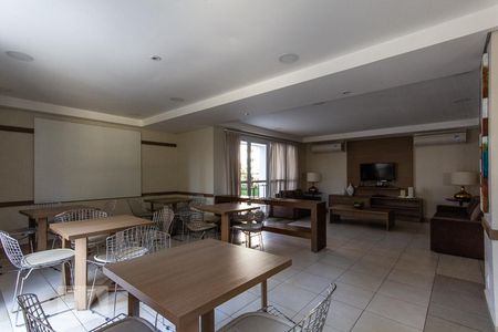 Apartamento para alugar com 64m², 2 quartos e 1 vagaÁrea Comum