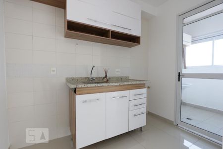 cozinha de apartamento para alugar com 2 quartos, 46m² em Vila Andrade, São Paulo