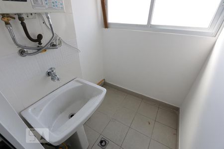 area de serviço de apartamento para alugar com 2 quartos, 46m² em Vila Andrade, São Paulo
