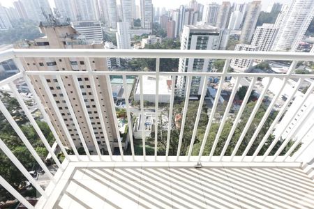 varanda de apartamento para alugar com 2 quartos, 46m² em Vila Andrade, São Paulo