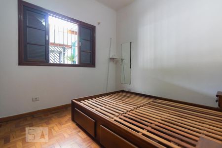 Quarto 2 de casa para alugar com 2 quartos, 60m² em Jardim Itapeva, São Paulo
