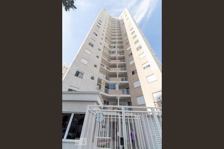 Apartamento para alugar com 65m², 3 quartos e 1 vaga Apartamento para alugar com 65m², 3 quartos e 1 vagaFachada