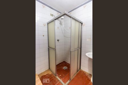 Banheiro de kitnet/studio para alugar com 1 quarto, 33m² em Bela Vista, São Paulo