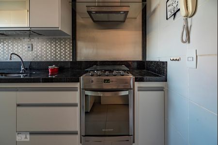 Apartamento à venda com 90m², 3 quartos e 2 vagasCozinha