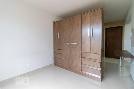 Quarto de kitnet/studio para alugar com 1 quarto, 28m² em Rebouças, Curitiba