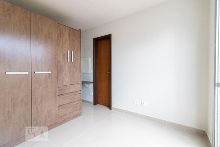 Quarto de kitnet/studio para alugar com 1 quarto, 28m² em Rebouças, Curitiba