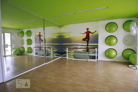 Apartamento à venda com 128m², 3 quartos e 2 vagasAcademia