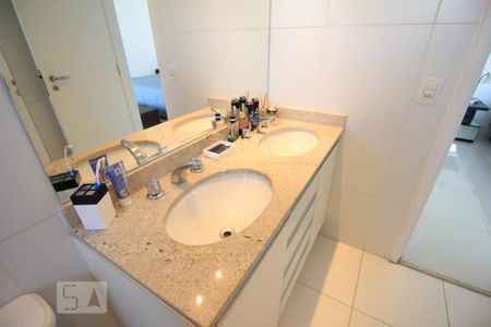 Apartamento à venda com 128m², 3 quartos e 2 vagasPia