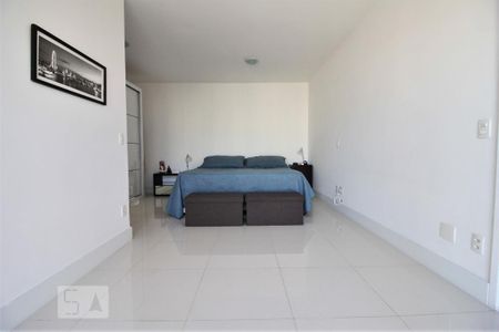 Apartamento à venda com 128m², 3 quartos e 2 vagasSuíte 2