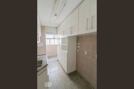 Apartamento para alugar com 70m², 2 quartos e 1 vagaCozinha