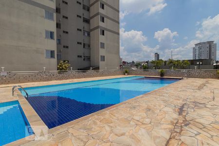 Apartamento para alugar com 70m², 2 quartos e 1 vagaÁrea comum - Piscina