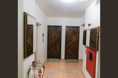 Apartamento para alugar com 70m², 2 quartos e 1 vagaHall