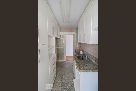 Apartamento para alugar com 70m², 2 quartos e 1 vagaCozinha