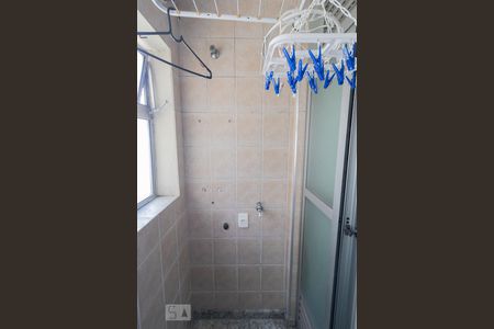 Apartamento para alugar com 70m², 2 quartos e 1 vagaÁrea de Serviço