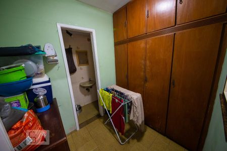 Apartamento à venda com 70m², 2 quartos e sem vaga Apartamento à venda com 70m², 2 quartos e sem vagaQuarto de Serviço