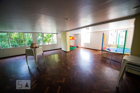Apartamento à venda com 70m², 2 quartos e sem vagaSalão de festas