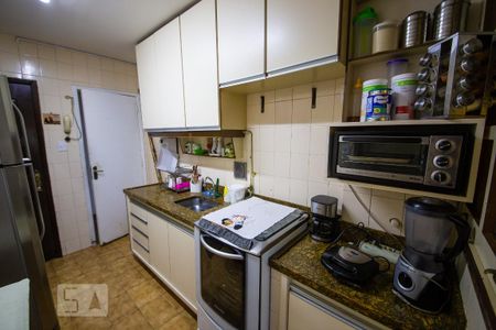 Apartamento à venda com 70m², 2 quartos e sem vaga Apartamento à venda com 70m², 2 quartos e sem vagaCozinha