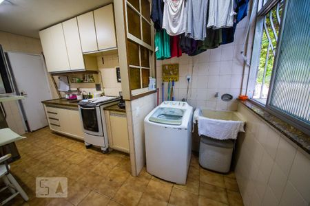 Área de serviço de apartamento à venda com 2 quartos, 70m² em Fonseca, Niterói