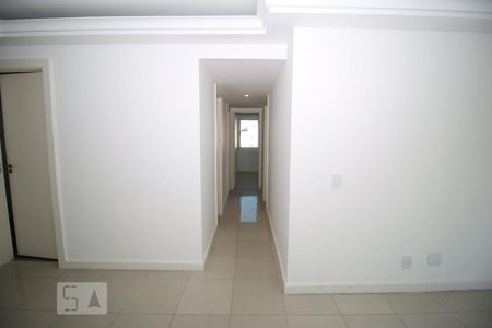 Corredor de apartamento à venda com 3 quartos, 236m² em Anil, Rio de Janeiro