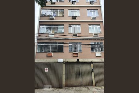 Apartamento para alugar com 120m², 3 quartos e 1 vaga Apartamento para alugar com 120m², 3 quartos e 1 vagaFachada