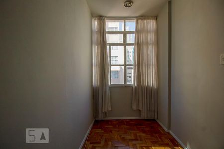 Quarto de Apartamento com 3 quartos, 80m² Barro Preto
