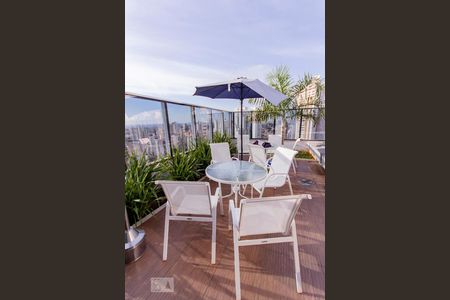 Apartamento para alugar com 40m², 1 quarto e 1 vaga Apartamento para alugar com 40m², 1 quarto e 1 vagaPiscina