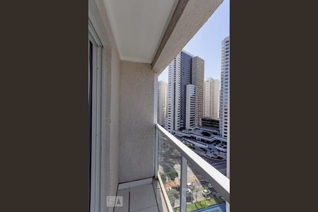 Apartamento para alugar com 40m², 1 quarto e 1 vaga Apartamento para alugar com 40m², 1 quarto e 1 vagaSacada do quarto