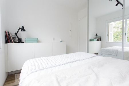 Quarto de apartamento para alugar com 1 quarto, 51m² em Petrópolis, Porto Alegre