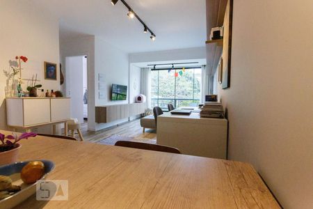 Sala de apartamento para alugar com 1 quarto, 51m² em Petrópolis, Porto Alegre