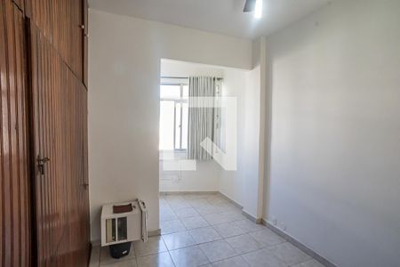 Sala  de kitnet/studio para alugar com 1 quarto, 25m² em Flamengo, Rio de Janeiro