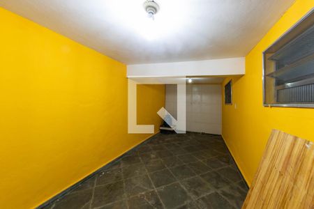 Casa à venda com 373m², 3 quartos e 2 vagas Casa à venda com 373m², 3 quartos e 2 vagasÁrea de Serviço