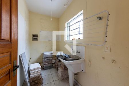 Casa à venda com 373m², 3 quartos e 2 vagas Casa à venda com 373m², 3 quartos e 2 vagasÁrea de Serviço