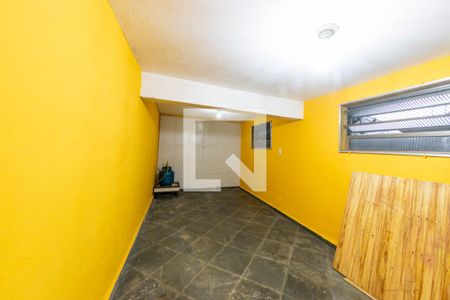 Casa à venda com 373m², 3 quartos e 2 vagas Casa à venda com 373m², 3 quartos e 2 vagasÁrea de Serviço