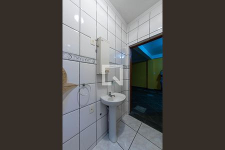 Casa à venda com 373m², 3 quartos e 2 vagas Casa à venda com 373m², 3 quartos e 2 vagasBanheiro 1