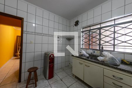 Casa à venda com 373m², 3 quartos e 2 vagas Casa à venda com 373m², 3 quartos e 2 vagasCozinha