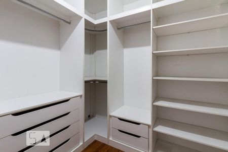 Apartamento para alugar com 50m², 2 quartos e sem vaga Apartamento para alugar com 50m², 2 quartos e sem vagaQuarto