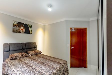 Quarto 1 de casa para alugar com 3 quartos, 90m² em Parque Amazônia, Goiânia